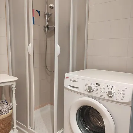 Relax Svitlana カステル・ディ・サングロ